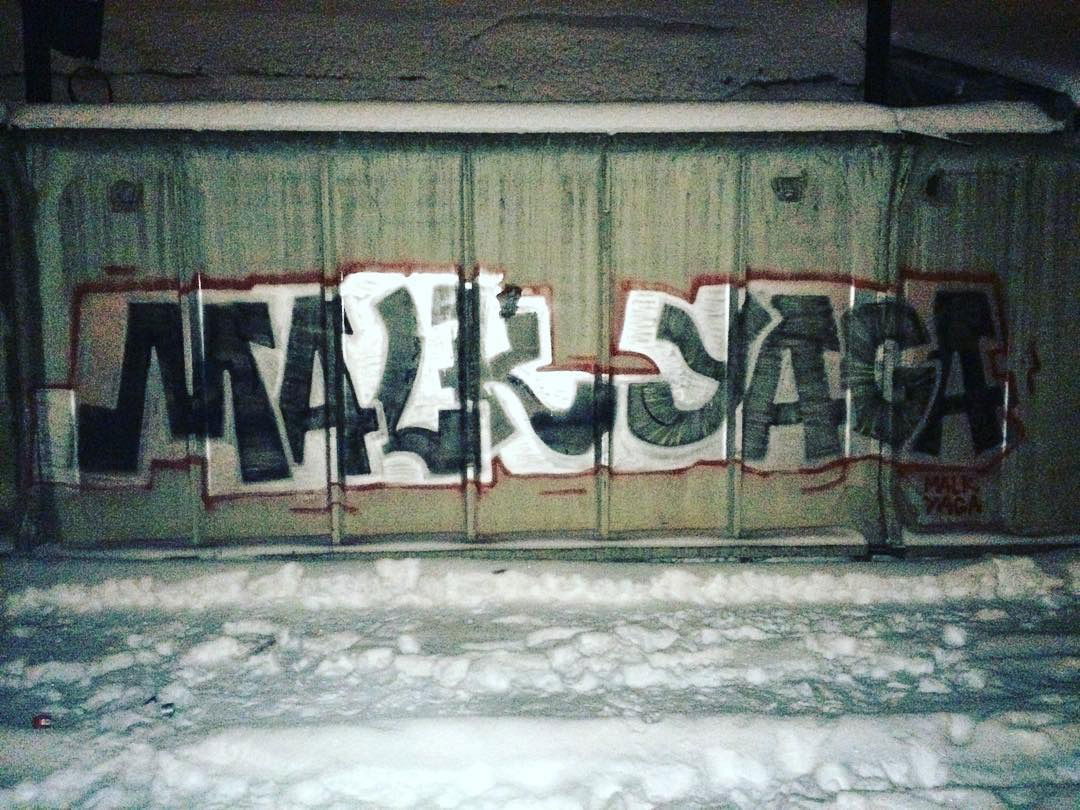 Graffiti Bombing - Photo by deadkennedis (2017)