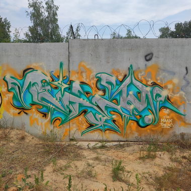 Graffiti Wall - Photo by deadkennedis