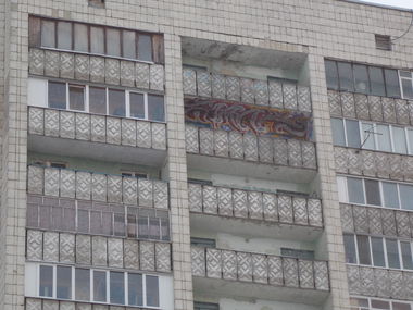 Graffiti Wall - Photo by deadkennedis