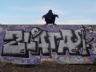 Graffiti Wall - Photo by deadkennedis