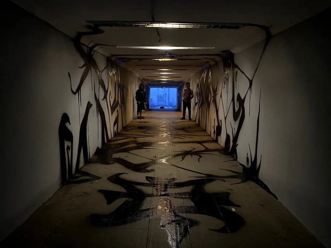 Graffiti Wall - Photo by deadkennedis