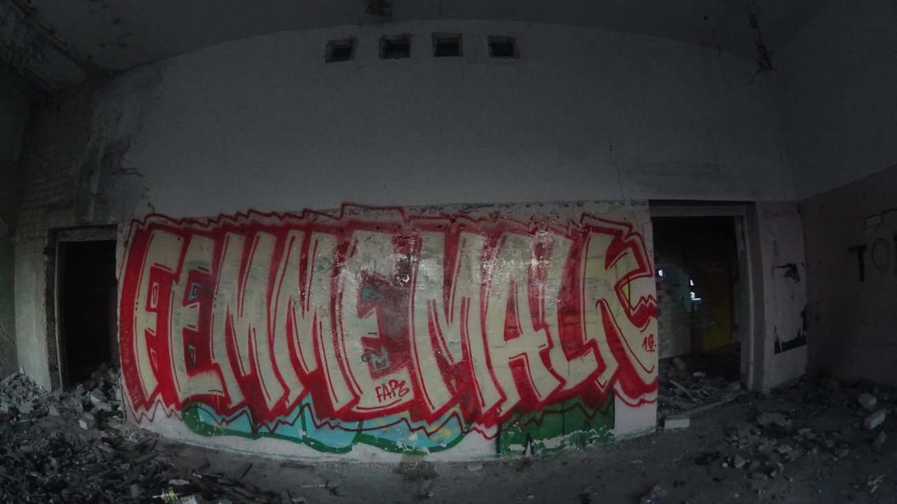 Graffiti Wall - Photo by deadkennedis