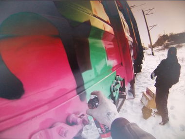 Graffiti Train - Photo by deadkennedis (2013)