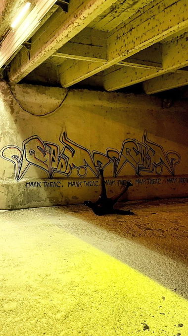 Graffiti Wall in Указать Местоположение - Photo by deadkennedis