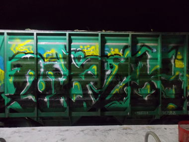 Graffiti Train - Photo by deadkennedis (2015)