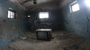 Graffiti in Казань - Photo by deadkennedis (2015)