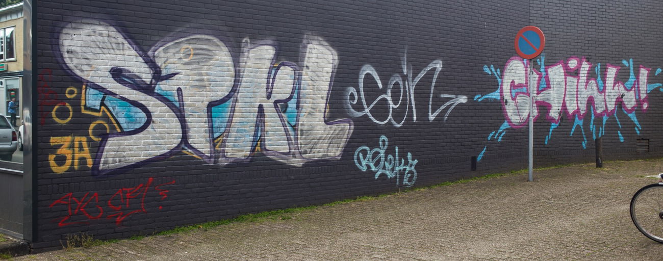 Graffiti Wall in Enschede - Photo by degraaf - spkl, chill