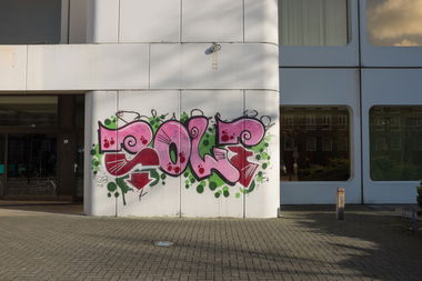 Graffiti Wall in Enschede - Photo by degraaf - Sole