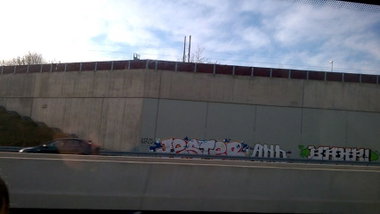 Graffiti Wall - Photo by deinemudda