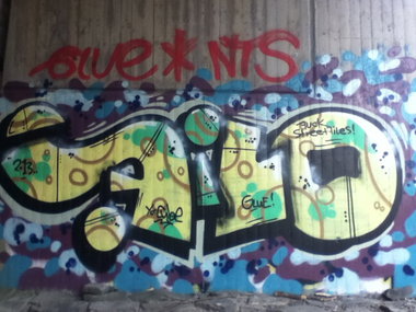 Graffiti Wall - Photo by deinemudda