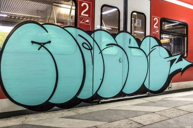 Graffiti Train - Photo by deinemudda