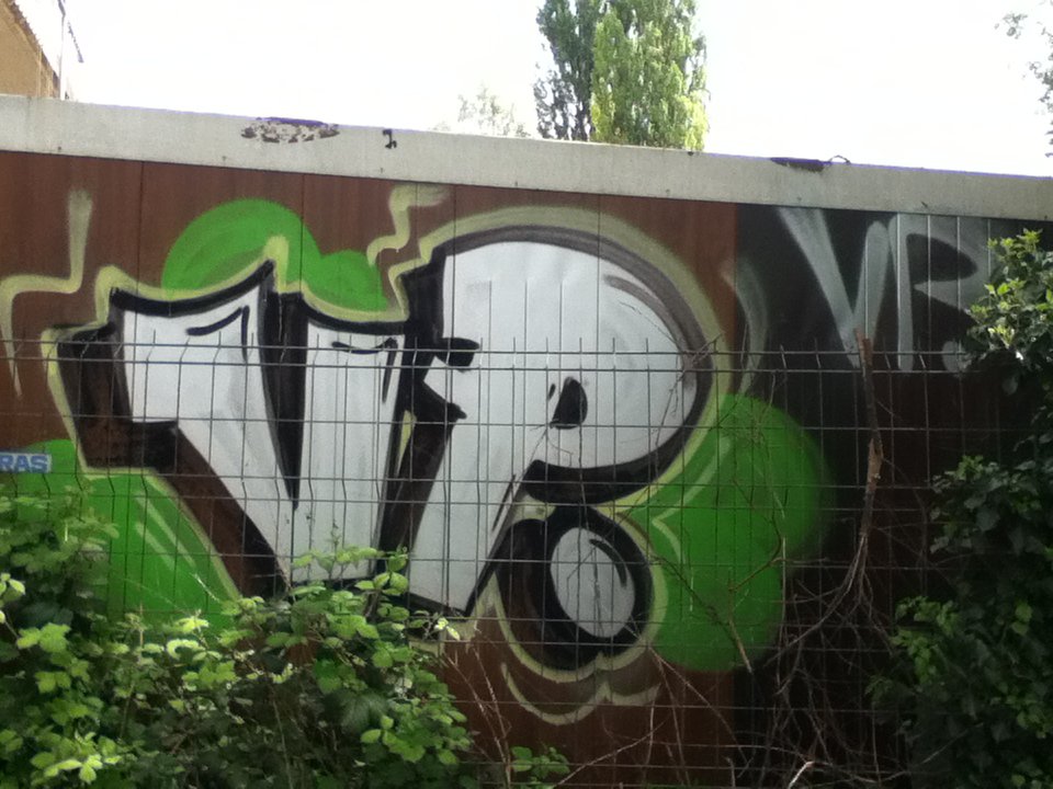 Graffiti Wall - Photo by deinemudda