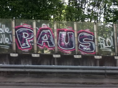 Graffiti Wall - Photo by deinemudda - paus (2o13)
