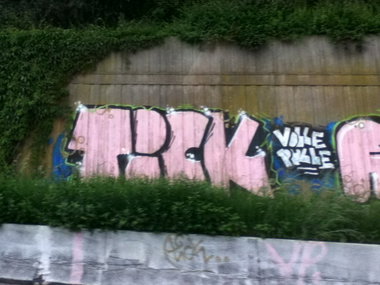 Graffiti Wall - Photo by deinemudda - tick, volle, pulle