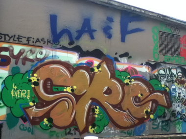 Graffiti Wall - Photo by deinemudda