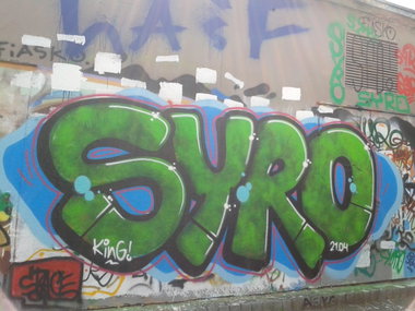 Graffiti Wall - Photo by deinemudda - syro (2014)