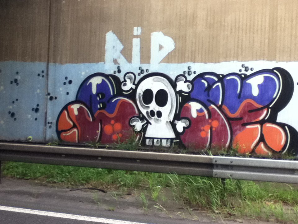 Graffiti Wall - Photo by deinemudda
