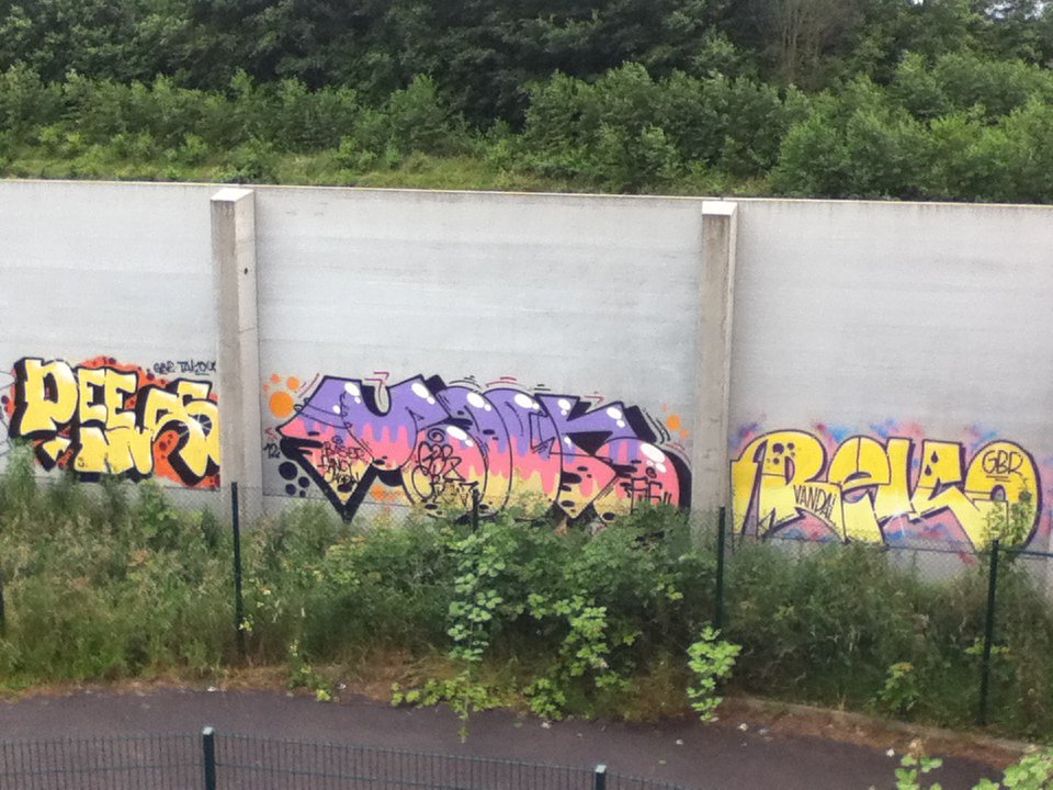 Graffiti Wall - Photo by deinemudda