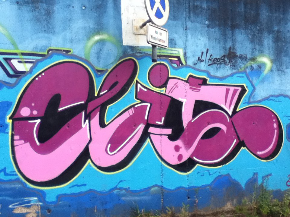 Graffiti Wall - Photo by deinemudda