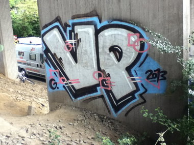 Graffiti Bombing - Photo by deinemudda