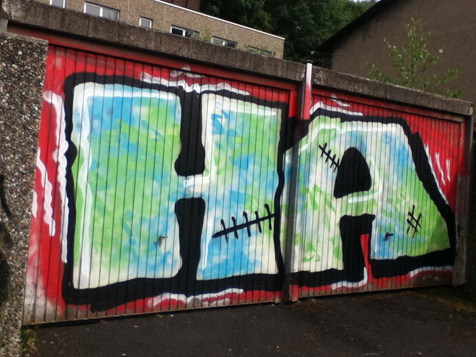 Graffiti Bombing - Photo by deinemudda