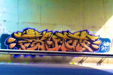 Graffiti Wall - Photo by deinemudda