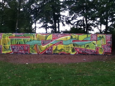 Graffiti Wall - Photo by deinemudda