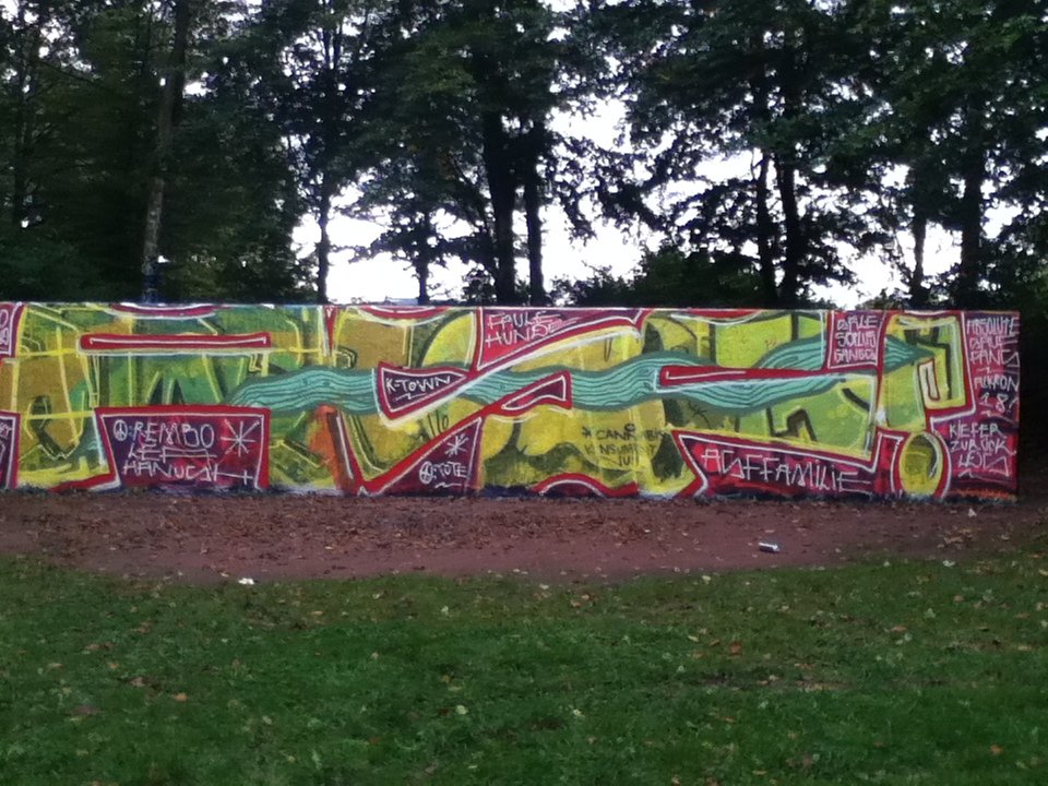 Graffiti Wall - Photo by deinemudda