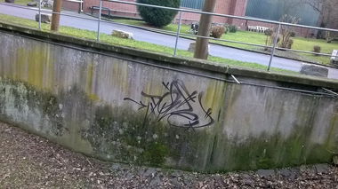 Graffiti Street Art - Photo by deinemudda