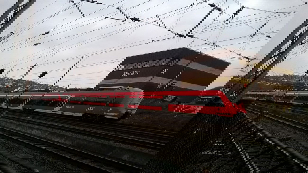 Graffiti Artwork - Photo by deinemudda