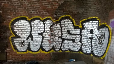 Graffiti Bombing - Photo by deinemudda