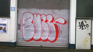 Graffiti Bombing - Photo by deinemudda