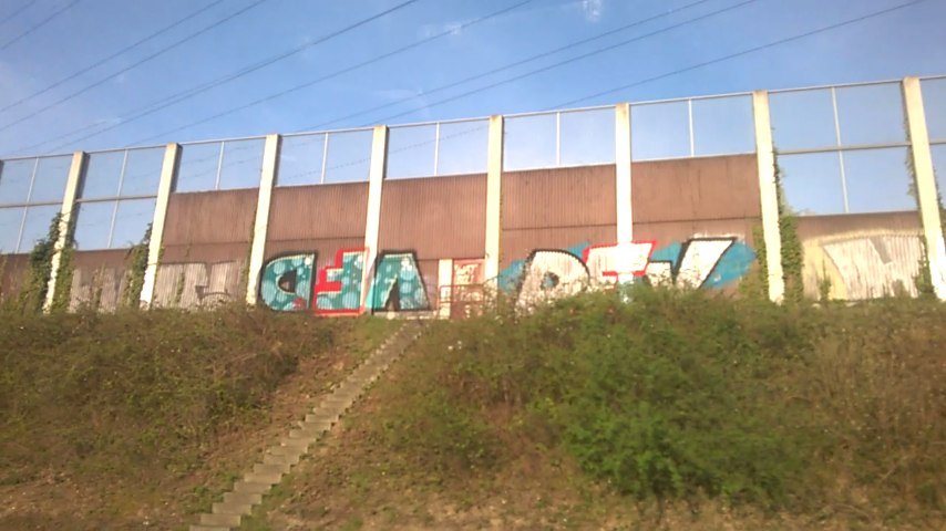 Graffiti Wall - Photo by deinemudda