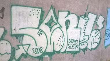 Graffiti Bombing - Photo by deinemudda