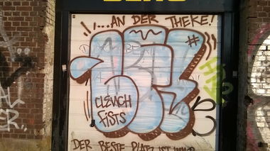 Graffiti Bombing - Photo by deinemudda