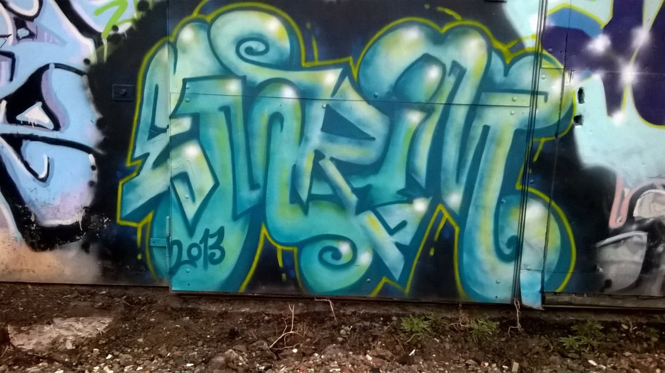 Graffiti Wall - Photo by deinemudda
