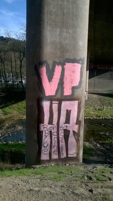 Graffiti Wall - Photo by deinemudda