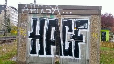 Graffiti Bombing - Photo by deinemudda