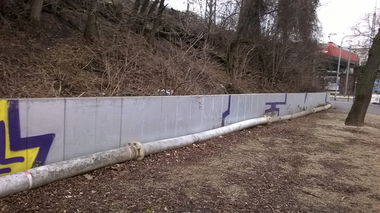 Graffiti Bombing - Photo by deinemudda