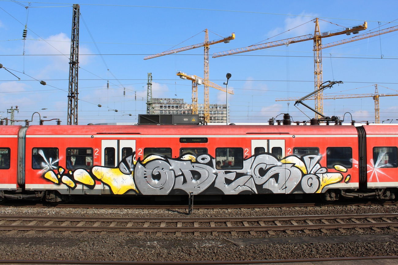 Graffiti Train - Photo by deinemudda
