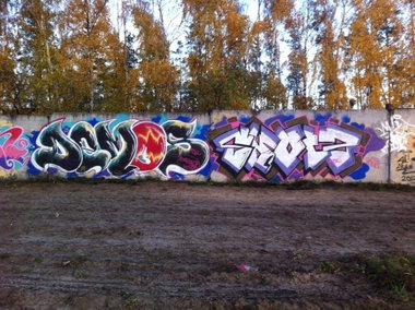 Graffiti Wall - Photo by demos_spk - demos, dems, skolz