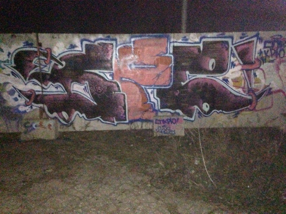 Graffiti Wall - Photo by demos_spk