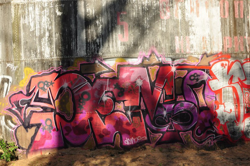 Graffiti Wall - Photo by demos_spk - demo, demos, 2014
