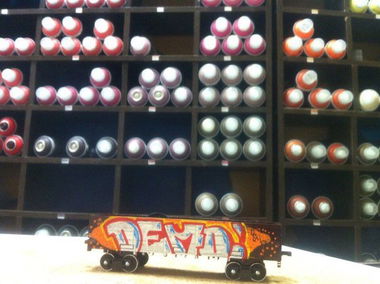 Graffiti Artwork - Photo by demos_spk