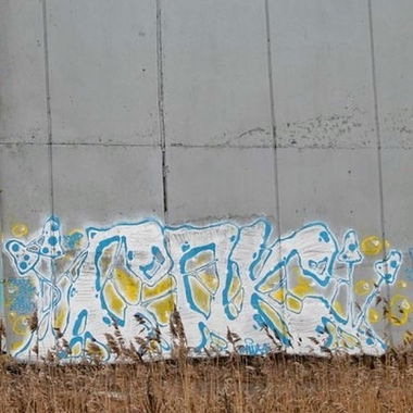 Graffiti Wall - Photo by demos_spk