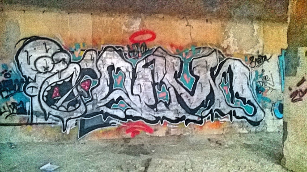 Graffiti Wall - Photo by demos_spk