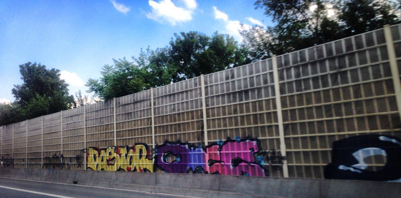 Graffiti Wall - Photo by der_pappa - pastor, olee (2014)