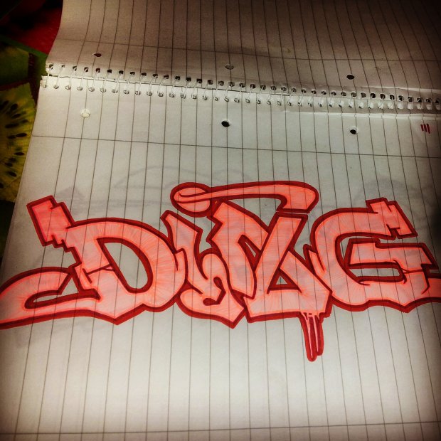 Graffiti Sketch - Photo by derdubstepdingo - dingo, sketch, ding (2014)