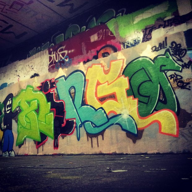 Graffiti Wall - Photo by derdubstepdingo - ripoz, dingo, ding (2014)