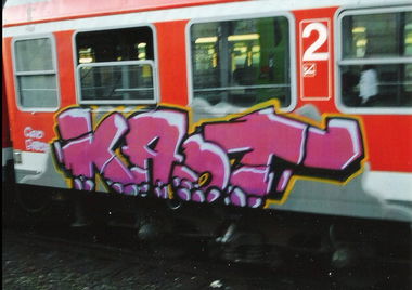 Graffiti Train - Photo by deringo